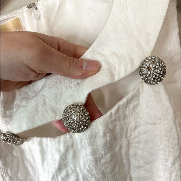 Michael Kors white sheath embossed floral dress size 6 - Picture 3 of 7